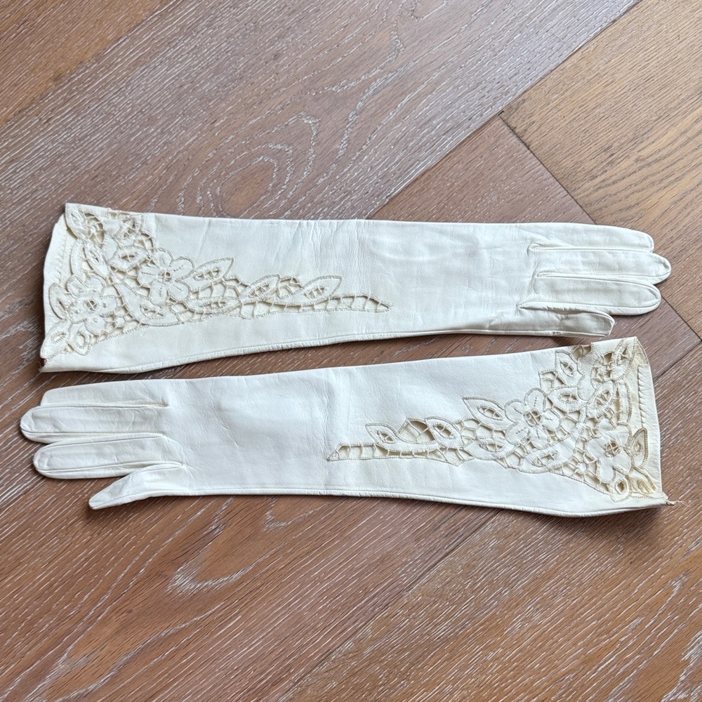 Vintage Kidskin Leather Embroidered Cream Long Gloves